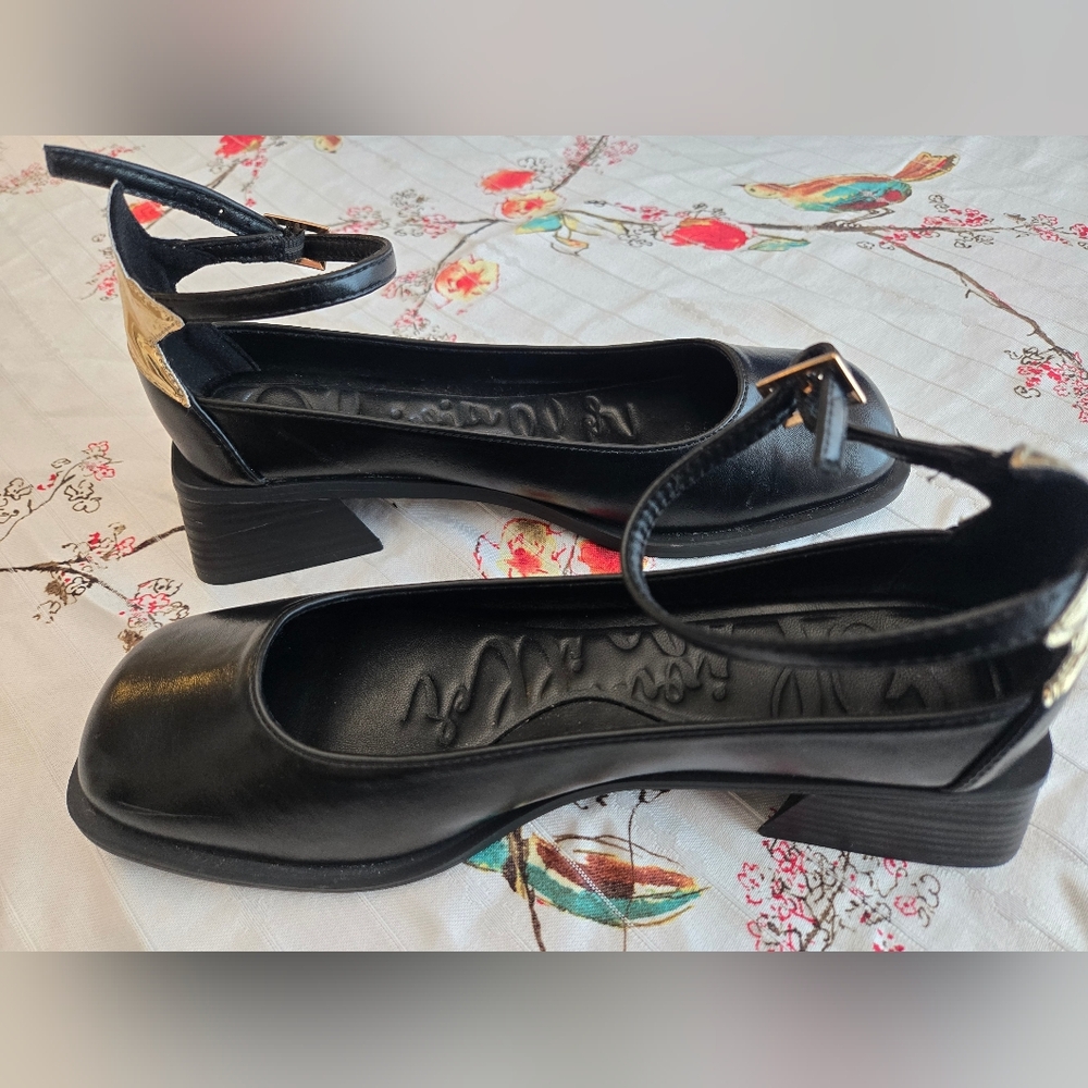 Olivia Miller Black Flats with Gold Star Detail